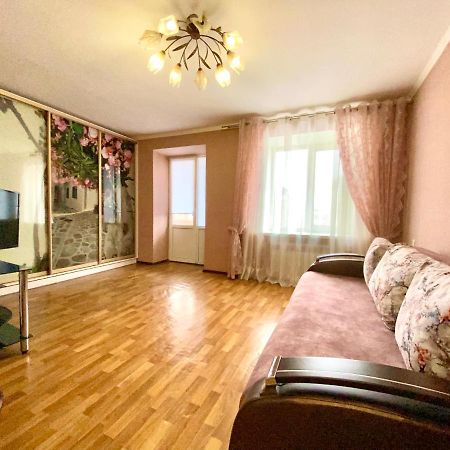 Apartpoltava Центр Полтави, Простора Та Зручна Квартира Біля Пует, 2-Окремі Кімнати, Звітна Документація Для Відрядження Esterno foto