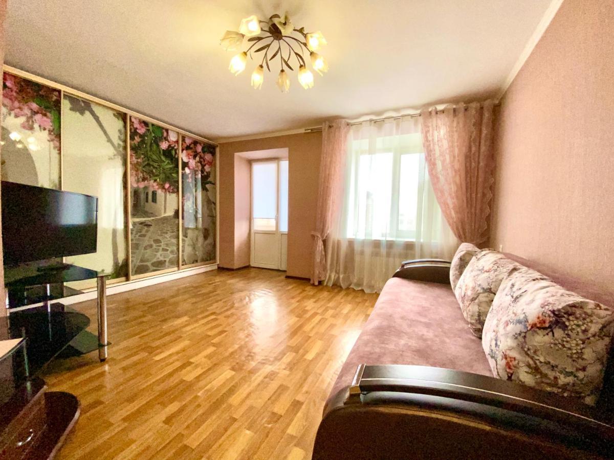 Apartpoltava Центр Полтави, Простора Та Зручна Квартира Біля Пует, 2-Окремі Кімнати, Звітна Документація Для Відрядження Esterno foto